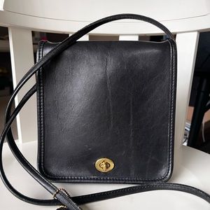 Vintage Black Coach Compact Pouch 9620 Crossbody or Shoulder Handbag